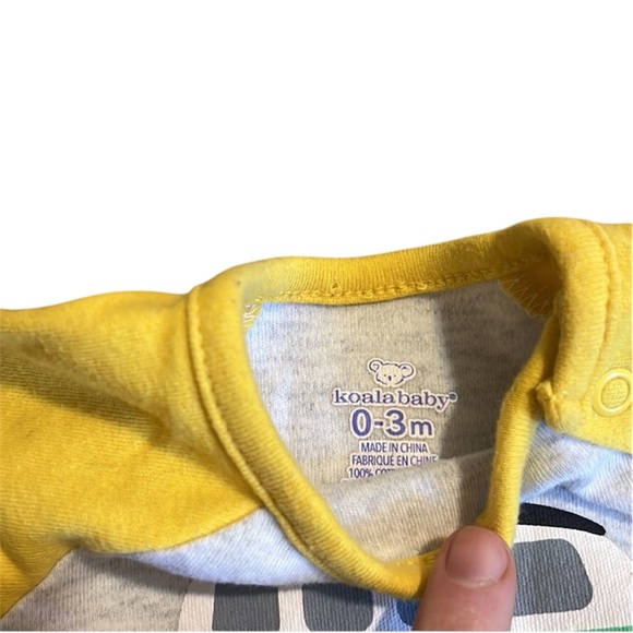 🔴Baby onesie. Size 0-3 months - Picture 3 of 3